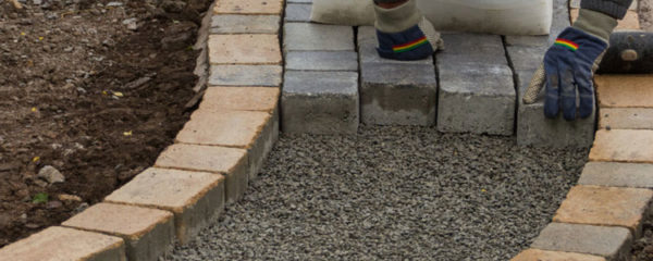 bordure de jardin en pierre